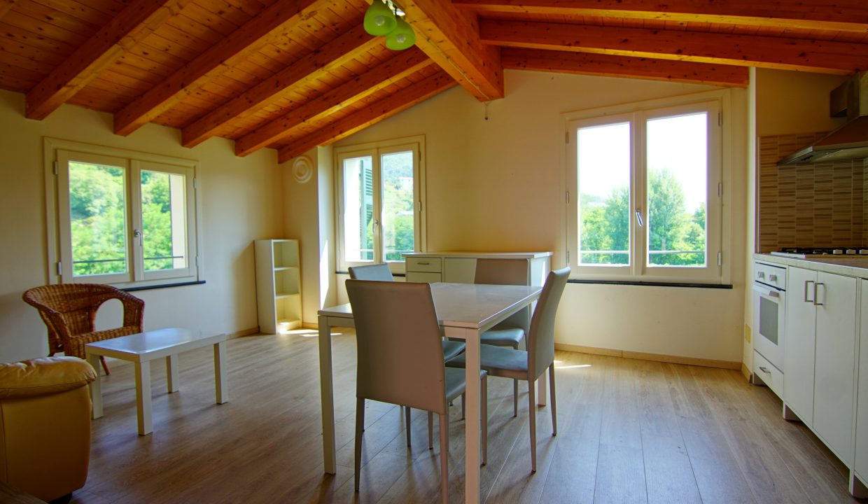 Appartamento Mansarda Palazzina verde secondo piano (14)