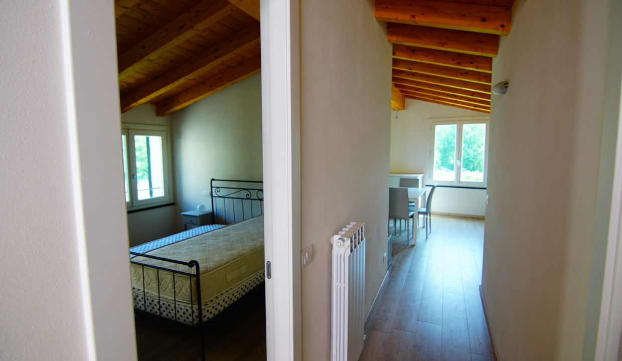 Appartamento Mansarda Palazzina verde secondo piano (26)