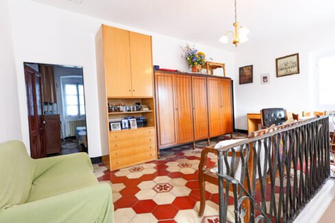P1005006